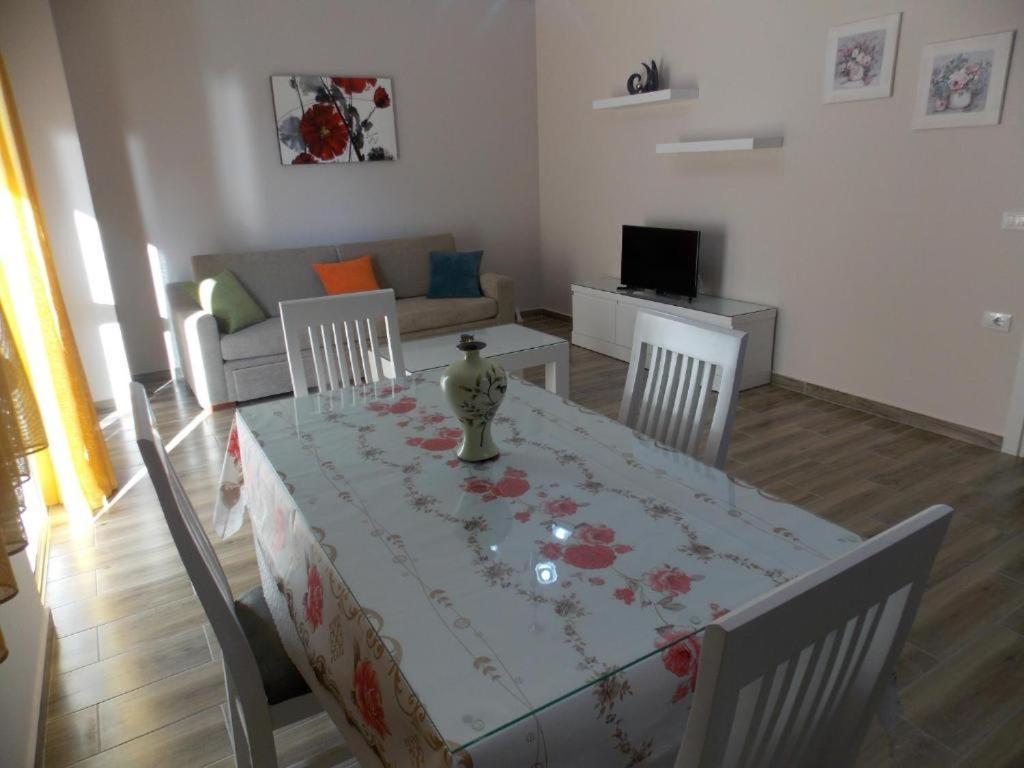 Coastline Apartments Saranda Kültér fotó
