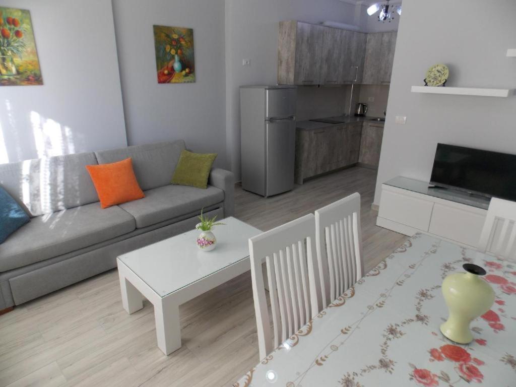 Coastline Apartments Saranda Kültér fotó