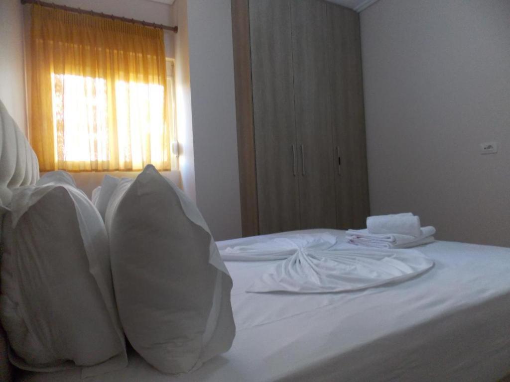 Coastline Apartments Saranda Kültér fotó